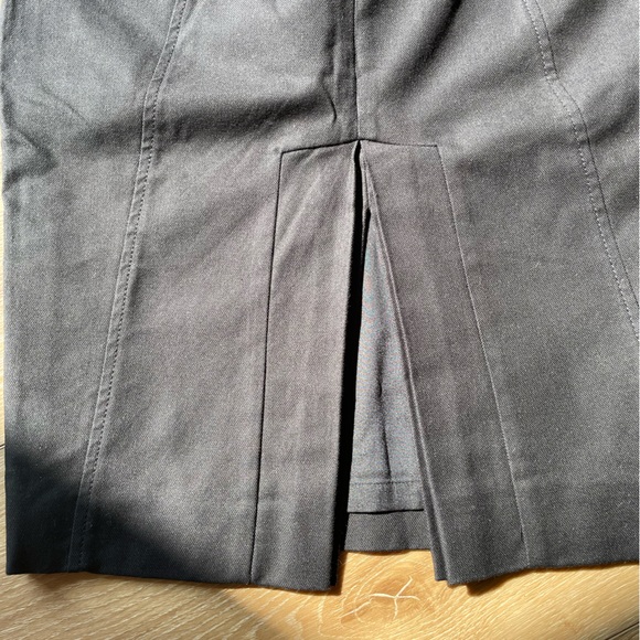 NWOT Club Monaco Black Pencil Skirt. Size 0 - Picture 4 of 10